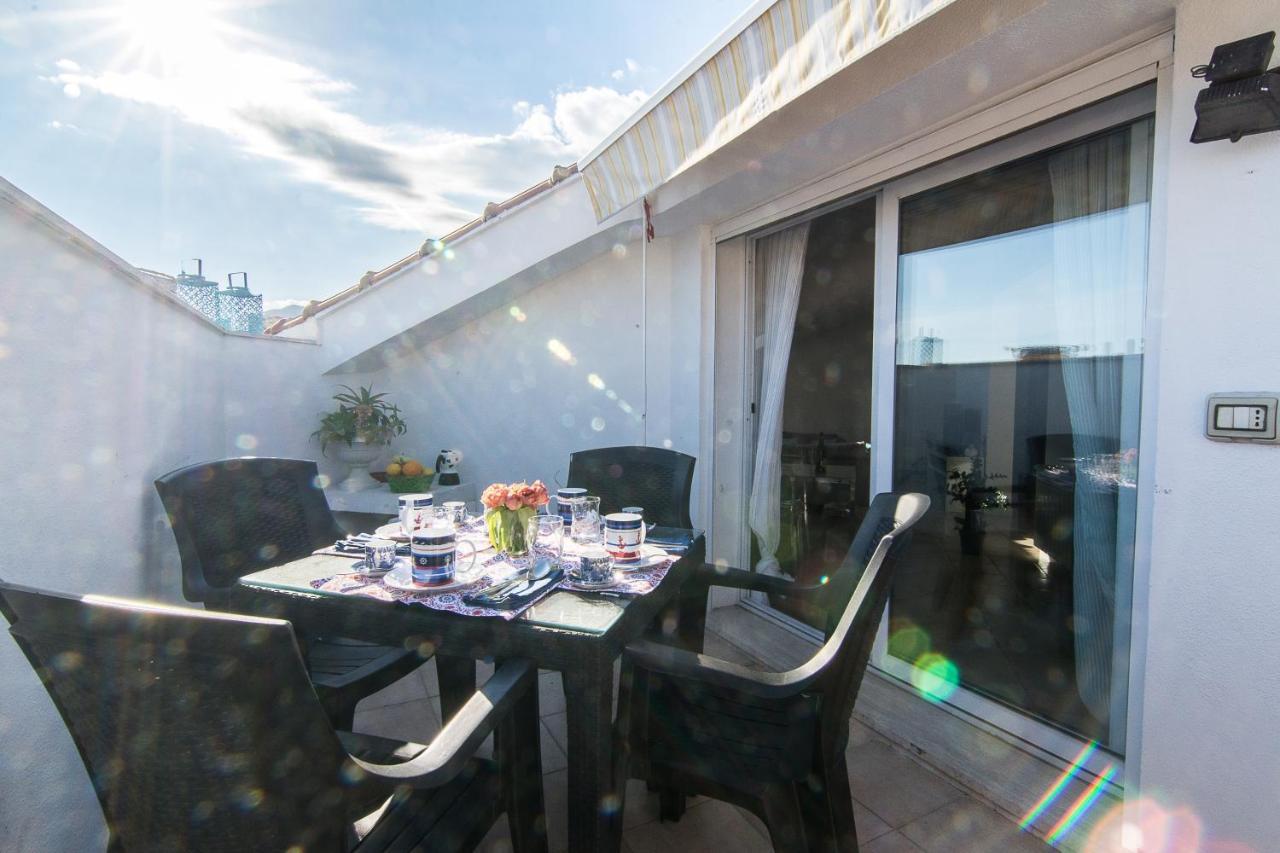 Penthouse Three Bedrooms سانريمو المظهر الخارجي الصورة